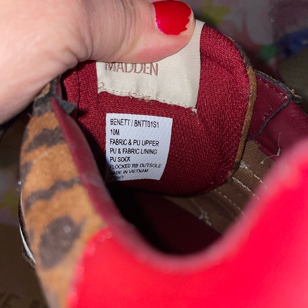 Steve Madden Leopard Print Women's Sneakers - Picture 7 of 8